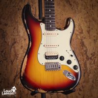 Fender Highway One Stratocaster HSS 3-Color Sunburst 2009 USA электрогитара