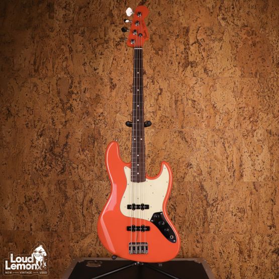 Fender JB62 Jazz Bass Matching Headstock Fiesta Red 2002 Japan бас-гитара