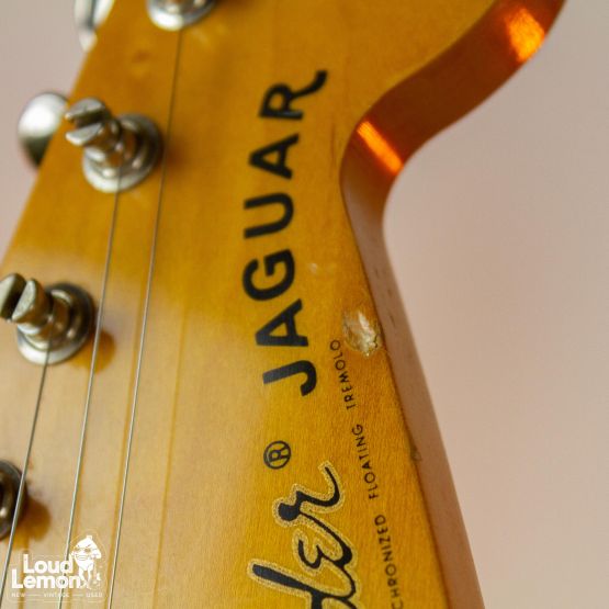 Fender JG66 Jaguar Sunburst 2009 Japan электрогитара