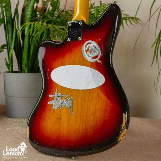 Fender JG66 Jaguar Sunburst 2009 Japan электрогитара