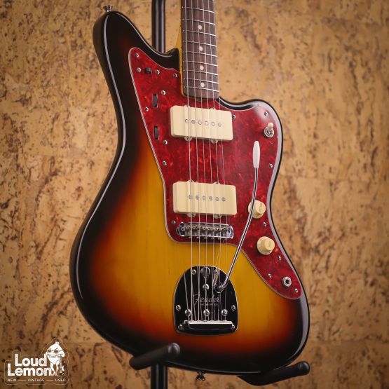 Fender JM66 Jazzmaster 3-Tone Sunburst 1999 Japan электрогитара