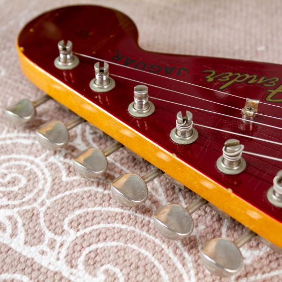 Fender Jaguar AVRI'62 Candy Apple Red Yamano Limited 2000 USA электрогитара