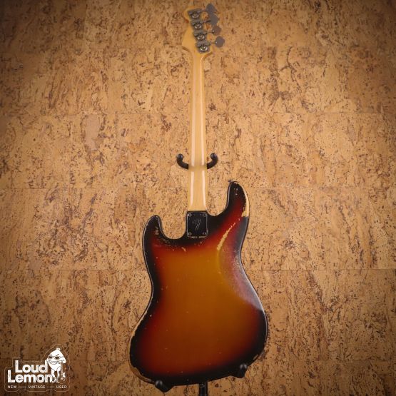 Fender Jazz Bass 3-Color Sunburst 1971 USA бас-гитара