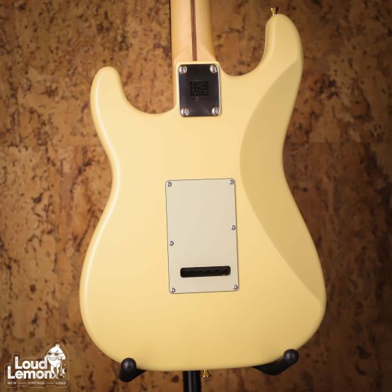 Fender Junior Collection Stratocaster Satin Vintage White 2022 Japan электрогитара