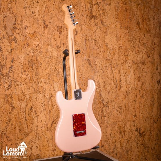 Fender Limited Edition Player Stratocaster Shell Pink 2020 Mexico электрогитара