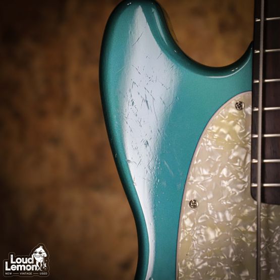 Fender MB98-70SD Mustang Bass Competition Ocean Turquoise Metallic 1997 Japan бас-гитара