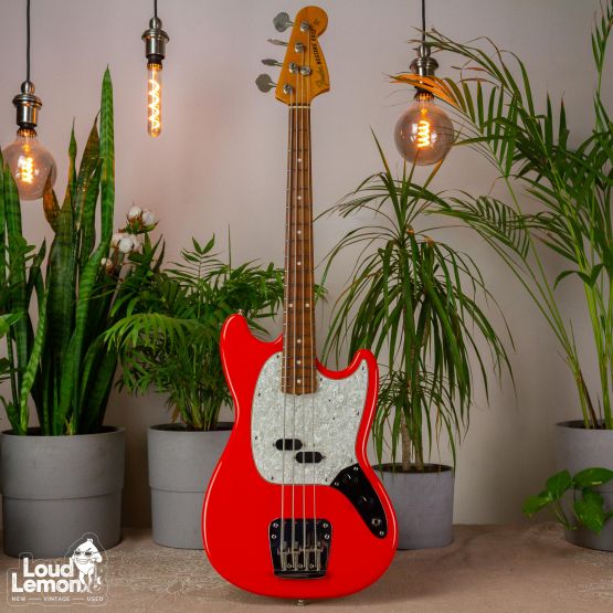Fender MB98-70SD Mustang Bass Fiesta Red 1999 Japan бас-гитара
