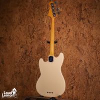 Fender MB98-70SD Mustang Bass Vintage White 1997 Japan бас-гитара