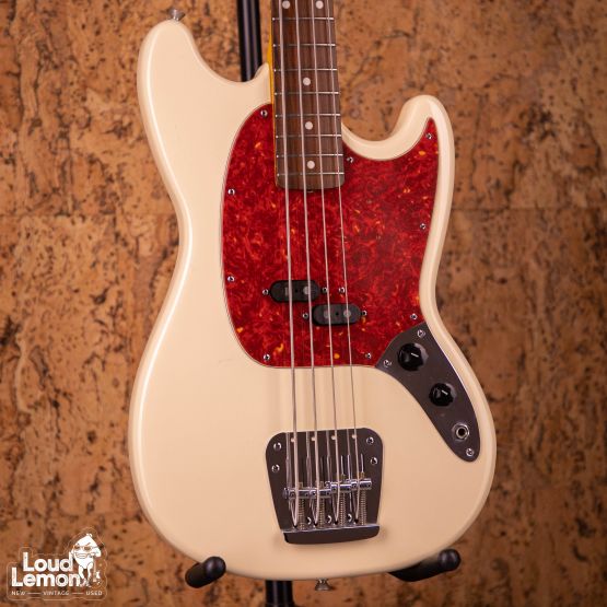 Fender MB98-70SD Mustang Bass Vintage White 1999 Japan бас-гитара