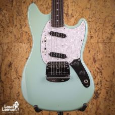 Fender MG-69 w/ Seymour Duncan Humbuckers Sonic Blue 2002 Japan элеектрогитара
