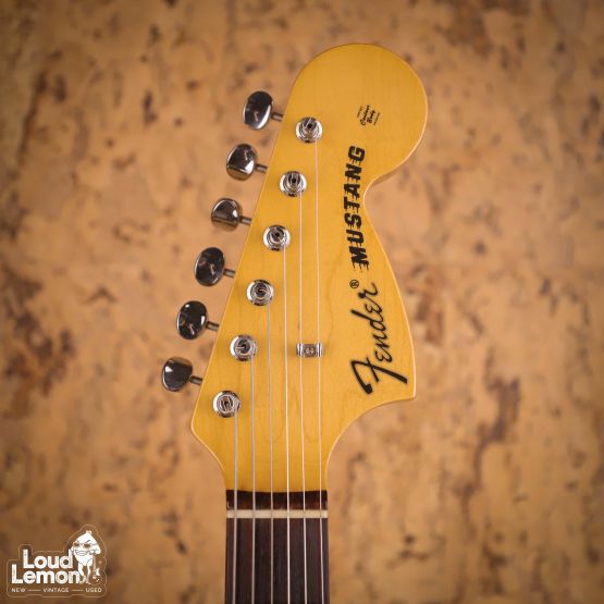 Fender MG-69 w/ Seymour Duncan Humbuckers Sonic Blue 2002 Japan элеектрогитара