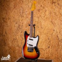 Fender MG69 Mustang Sunburst 2006 Japan электрогитара