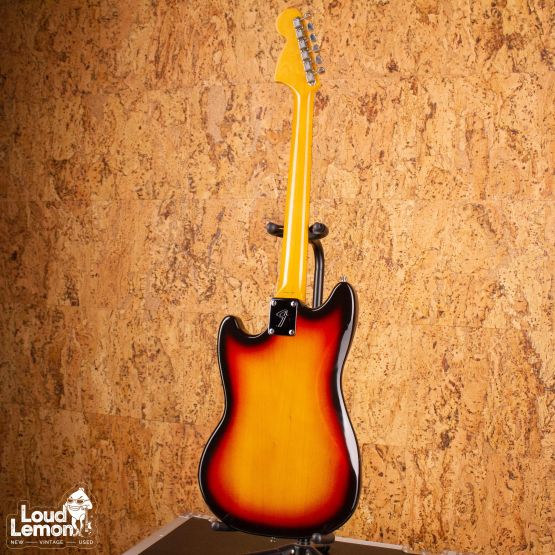 Fender MG69 Mustang Sunburst 2006 Japan электрогитара