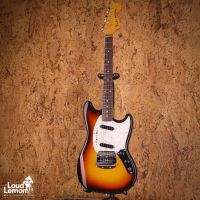 Fender MG69 Mustang Sunburst 2004 Japan электрогитара