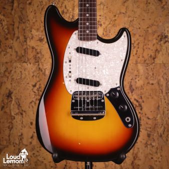 Fender MG69 Mustang Sunburst 2004 Japan электрогитара
