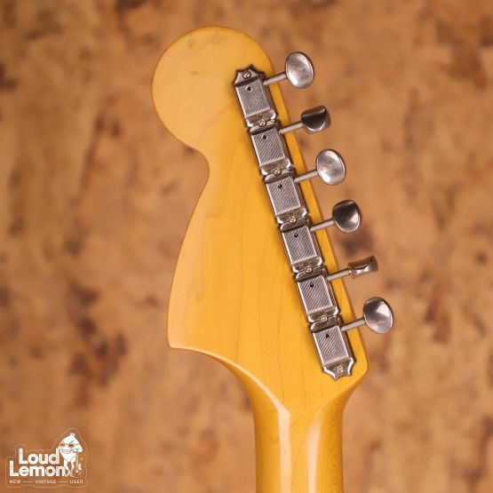 Fender MG69 Mustang Sunburst 2004 Japan электрогитара