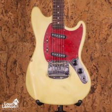 Fender MG69 Mustang Vintage White 1993 Japan электрогитара