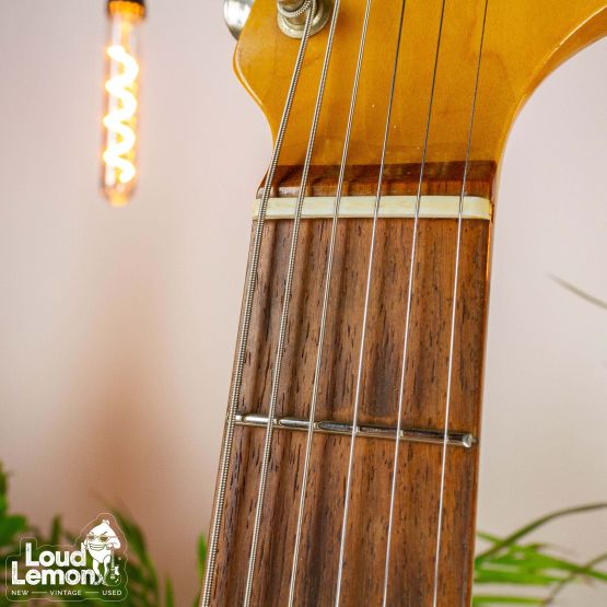 Fender MG69-65 Mustang Yellow White 1999 Japan электрогитара
