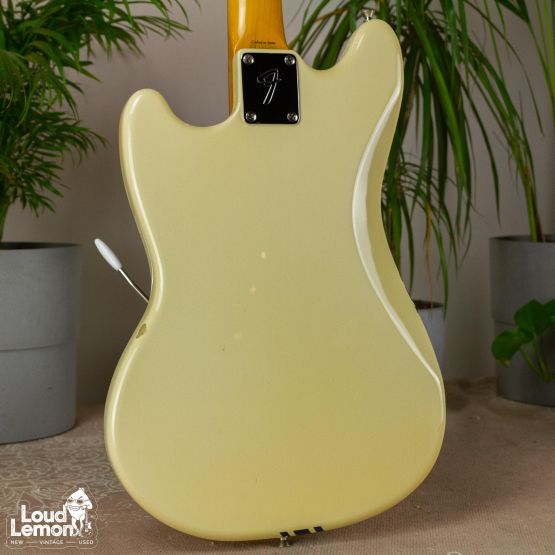 Fender MG69CO Mustang Competition Olympic White 2007 Japan электрогитара