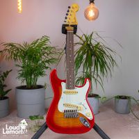 Fender MST-40 Mini Stratocaster Flame Cherry Burst 1993 Japan электрогитара