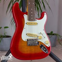 Fender MST-40 Mini Stratocaster Flame Cherry Burst 1993 Japan электрогитара