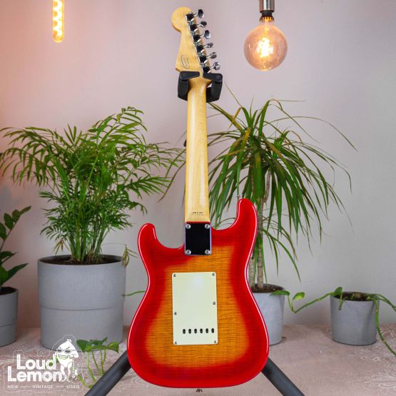 Fender MST-40 Mini Stratocaster Flame Cherry Burst 1993 Japan электрогитара