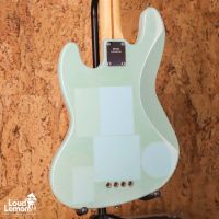 Fender Mark Hoppus Precision Bass Daphne Blue 2002 Mexico бас-гитара