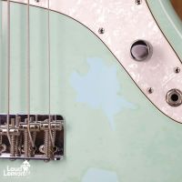 Fender Mark Hoppus Precision Bass Daphne Blue 2002 Mexico бас-гитара