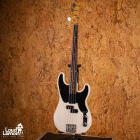 Fender Mike Dirnt Road Worn Precision Bass White Blonde 2019 Mexico бас-гитара