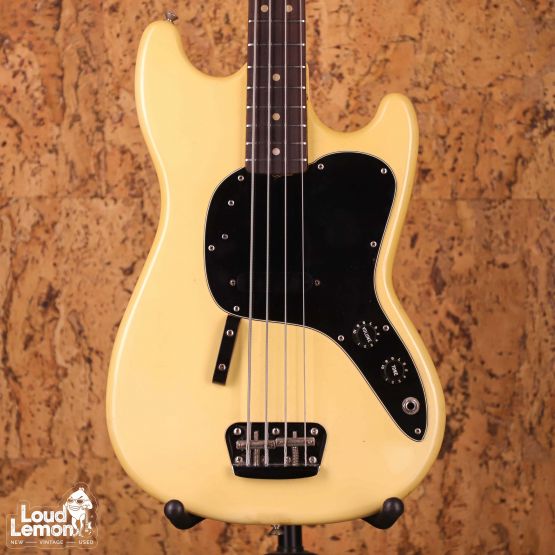 Fender Musicmaster Bass Olympic White 1978 USA бас-гитара