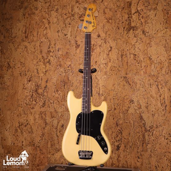 Fender Musicmaster Bass Olympic White 1978 USA бас-гитара
