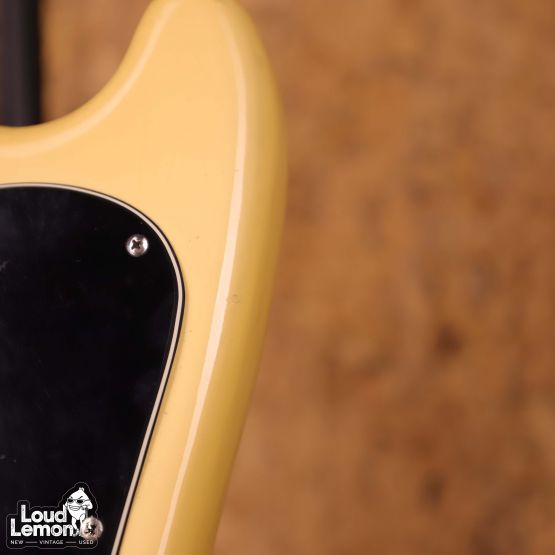 Fender Musicmaster Bass Olympic White 1978 USA бас-гитара