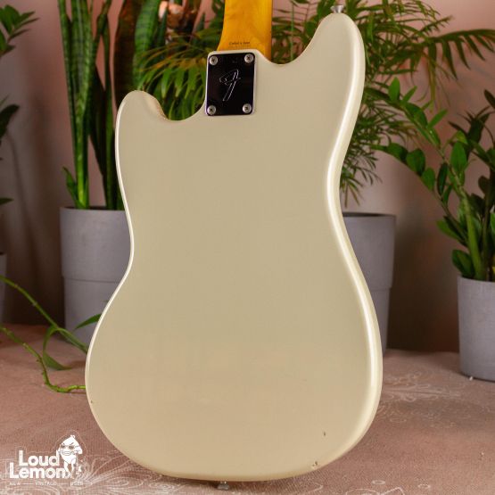 Fender Mustang Body - MG66/Neck - MG69 Vintage White 2005 Japan электрогитара