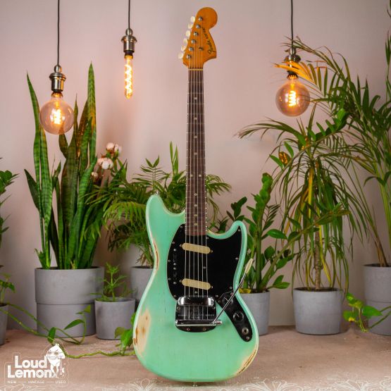 Fender Mustang Surf Green 1966 USA электрогитра