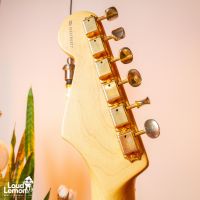 ‌Fender Neck - Deluxe Player's Strat, Body - Classic Series '70s Stratocaster Natural 2006 Mexico электрогитара