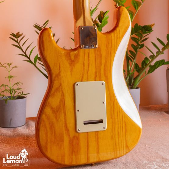 ‌Fender Neck - Deluxe Player's Strat, Body - Classic Series '70s Stratocaster Natural 2006 Mexico электрогитара
