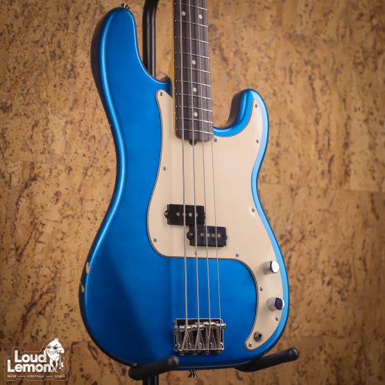 Fender PB-38 Precision Bass Lake Placid Blue 1993 Japan бас-гитара