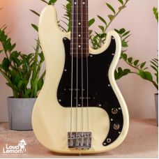 ‌Fender PB-62US Precision Bass Vintage White 2008 Japan бас-гитара