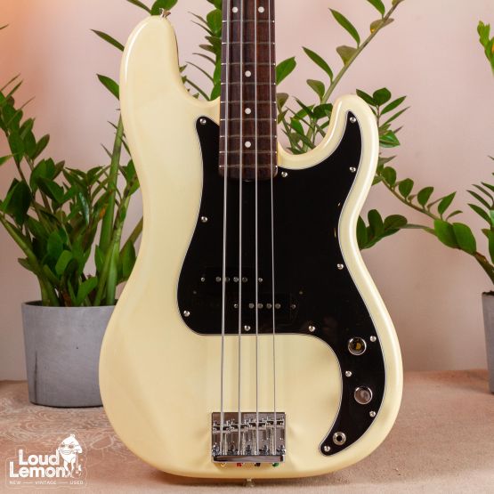 ‌Fender PB-62US Precision Bass Vintage White 2008 Japan бас-гитара