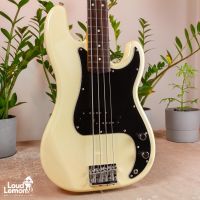 ‌Fender PB-62US Precision Bass Vintage White 2008 Japan бас-гитара
