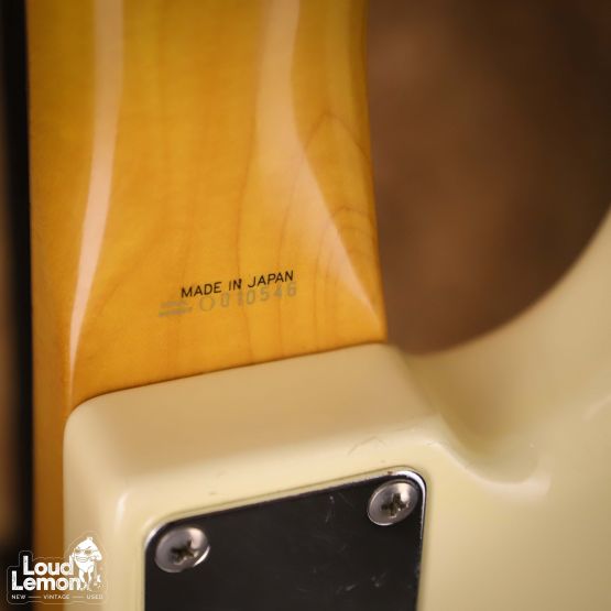 Fender PB62-53 Precision Bass Vintage White 1997 Japan бас-гитара