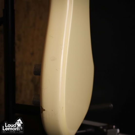Fender PB62-53 Precision Bass Vintage White 1997 Japan бас-гитара