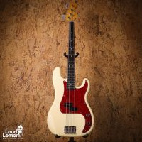 Fender PB62-53 Precision Bass Vintage White 1997 Japan бас-гитара