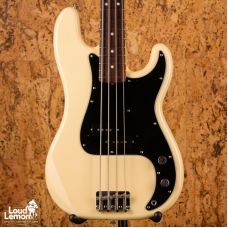 Fender PB70-70US Precision Bass Olympic White 1997 Japan бас-гитара