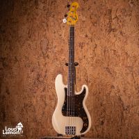 Fender PB70-70US Precision Bass Olympic White 2002-2004 Japan бас-гитара