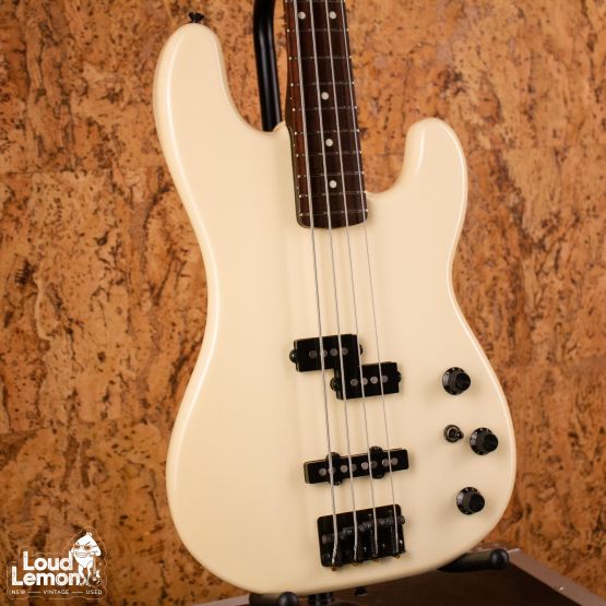 Fender PJ-555 Jazz Bass Special Suno White 1984 Japan бас-гитара