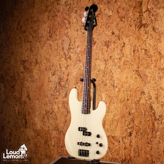 Fender PJ-555 Jazz Bass Special Suno White 1984 Japan бас-гитара