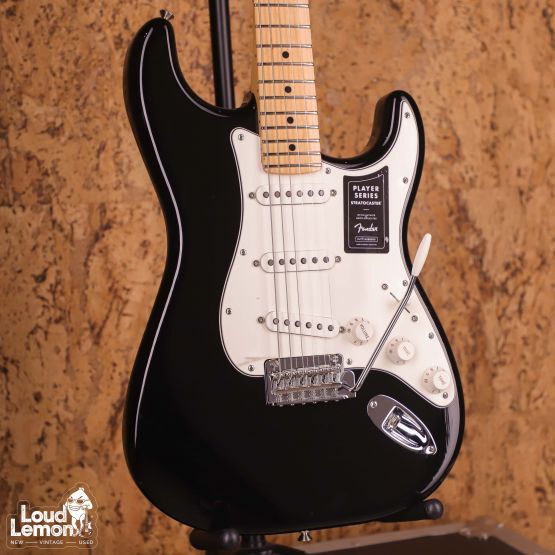 Fender Player Stratocaster Black 2020 Mexico электрогитара