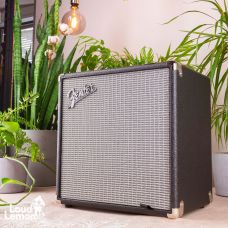 Fender Rumble 25 транзисторный басовый усилитель