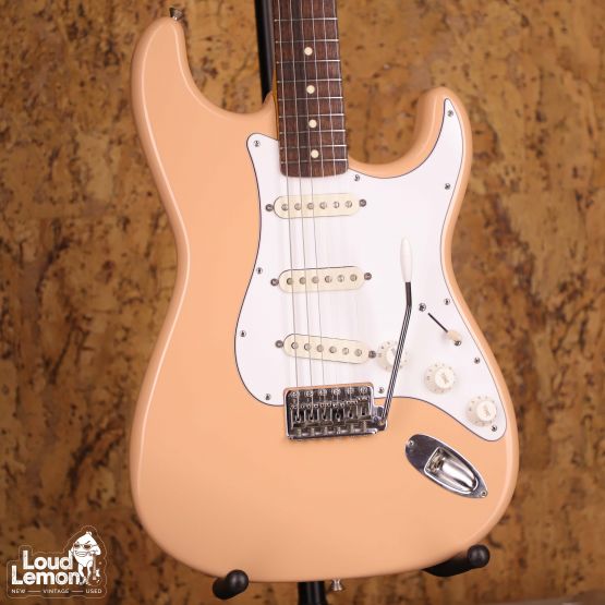 Fender ST-43J Stratocaster Shell Pink 2000 Japan электрогитара